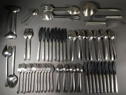 ERCUIS
Partie de ménagère en métal argen...