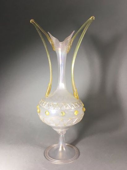 Vase soliflore
En verre de Murano blanc et...