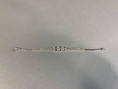 Bracelet articulé en or gris 750 millièmes,...