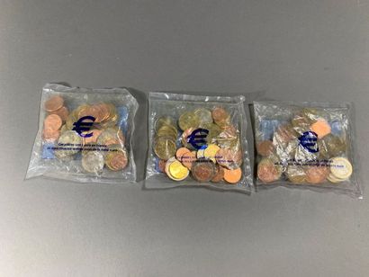 Ensemble de trois sachets de pieces de collection...
