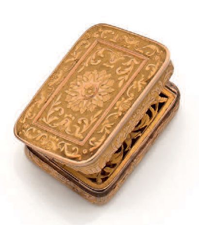 Vinaigrette rectangulaire en or jaune 18K...