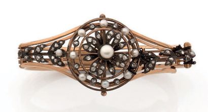 Bracelet rigide ouvrant en or jaune 18K (750)...
