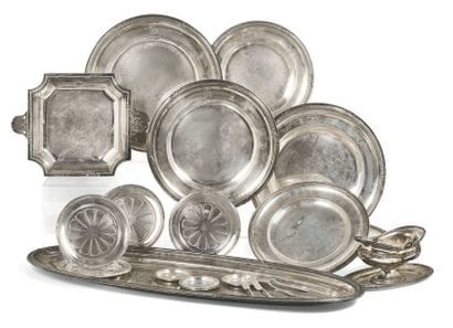 Important service de platerie en argent Ier...