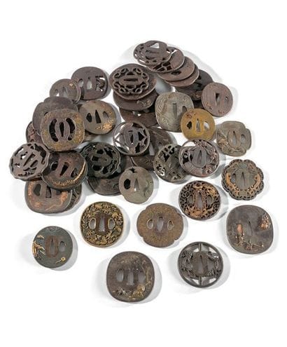 JAPON

Ensemble de quarante tsuba en fer,...