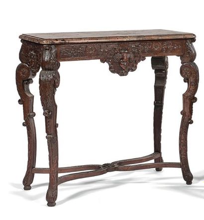 Console d'applique en chêne richement sculpté...