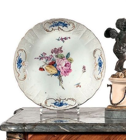 MEISSEN

Paire de compotiers ronds en porcelaine...