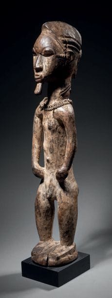 Statue Baoulé, Côte d'Ivoire
Bois dur à patine...