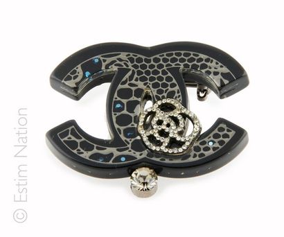 CHANEL (2008)
Spindle in metal and bakelite...