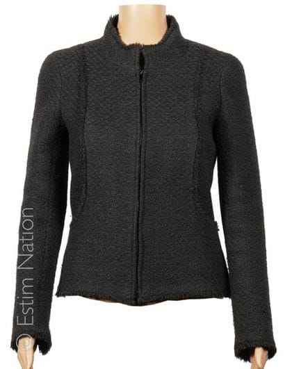 CHANEL (Automne-hiver 2004/2005)
VESTE zippée...