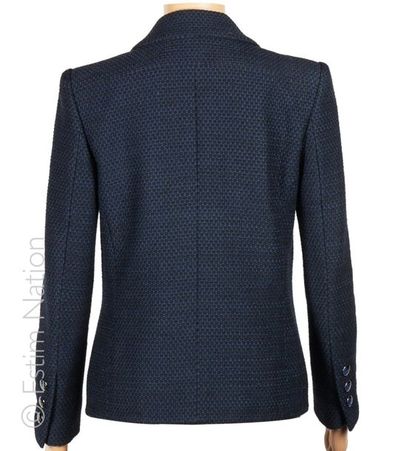 CHANEL (2017)
VESTE en tweed de coton mélangé...