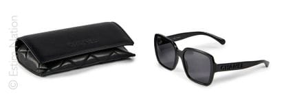 CHANEL
PAIRE DE LUNETTES DE SOLEIL en bakélite...