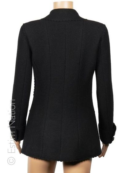 CHANEL (Pre Fall 2014 Collection Métiers...