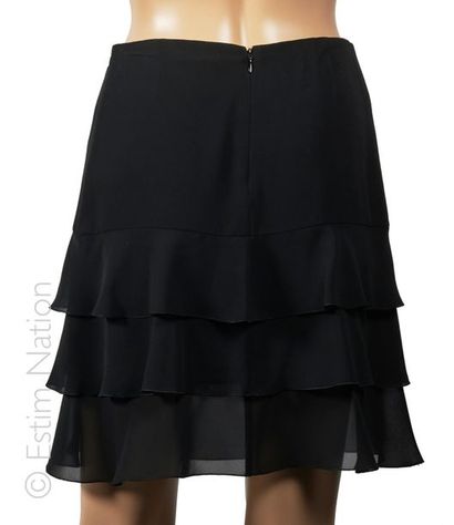 CHANEL (1998)
black polyester tiered skirt...