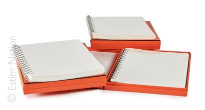 HERMES Paris
TROIS BLOC NOTES (à l'état neuf...