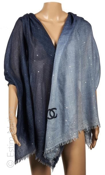 CHANEL
Wool silk and cashmere tie & dye blue-grey...