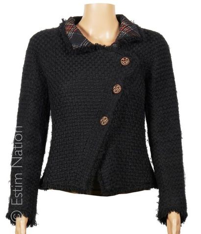 CHANEL (Pre Fall 2013 Collection Métiers...