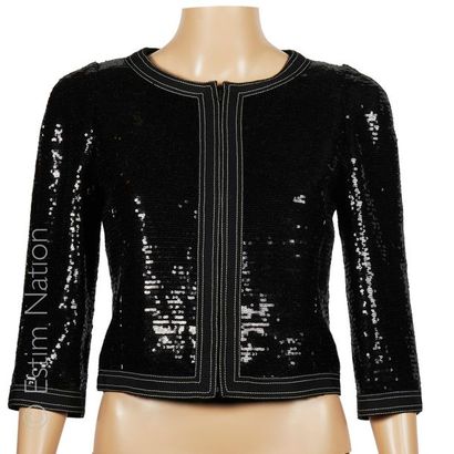 CHANEL (2013)
Short polyester jacket entirely...