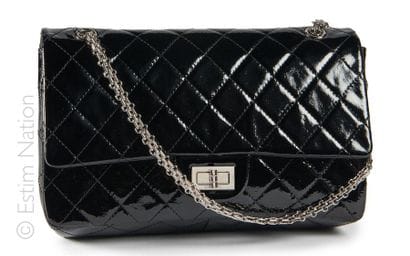 CHANEL (2014)
SAC 2.55 GM en cuir matelassé...