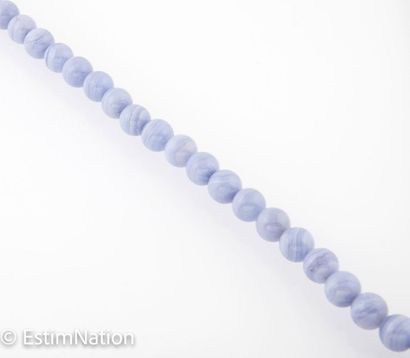 COLLIER CALCEDOINE
Necklace made of chalcedony...