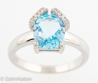 BAGUE ARGENT TOPAZE
Silver ring (925/°°)...