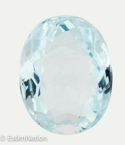 AIGUE MARINE 3.87 CARAT 
Faceted oval aquamarine...