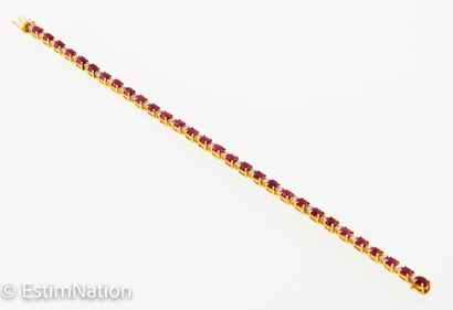 BRACELET VERMEIL RUBIS DIAMANTS 
Articulated...