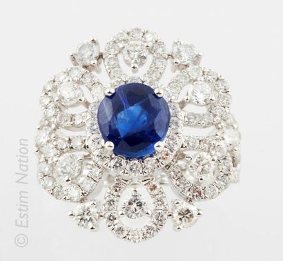 BAGUE OR SAPHIR DIAMANTS 
Ring in 18K (750/°°)...