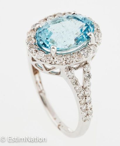 BAGUE OR AIGUE MARINE DIAMANTS 
Ring in 18K...