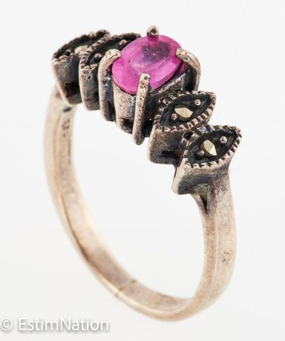 BAGUE ARGENT DIAMANTS RUBIS 
Silver ring...