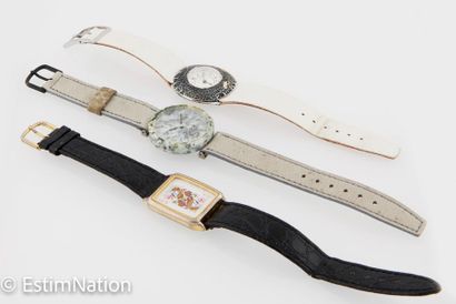 LOT DE MONTRES
A batch of 14 advertising...