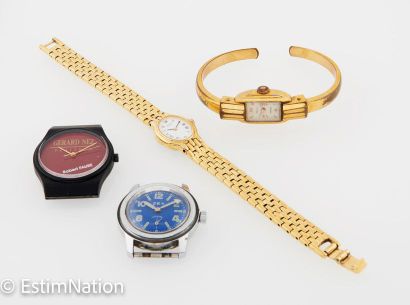 LOT DE MONTRES
A batch of 14 advertising...