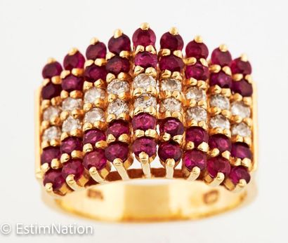 BAGUE OR DIAMANTS RUBIS 
Stepped ring in...