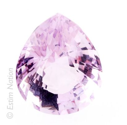 AMETHYSTE 13.59 CARAT 
Cut pear amethyst...