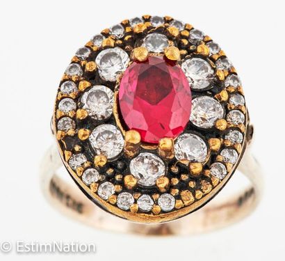 BAGUE DANS LE STYLE ANCIEN 
Ring in silver...