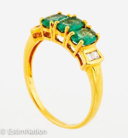 BAGUE OR EMERAUDES DIAMANTS 
9K (375/°°)...