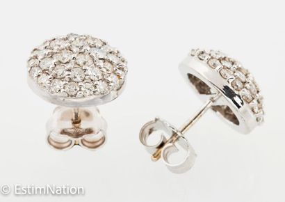 BOUCLES D'OREILLES OR DIAMANTS
Pair of 18K...