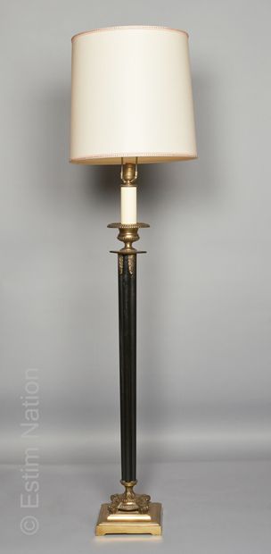 ARTS DECORATIFS DU XXE
Lampadaire en laiton,...