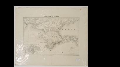 CARTES GÉOGRAPHIQUES
Set of three maps including

-...