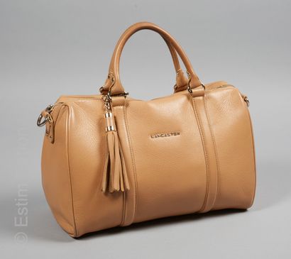 LANCASTER
BAG in beige grained leather, interior...