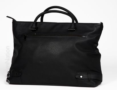 JCDC PAR CASTELBAJAC
Black leather-like polyurethane...