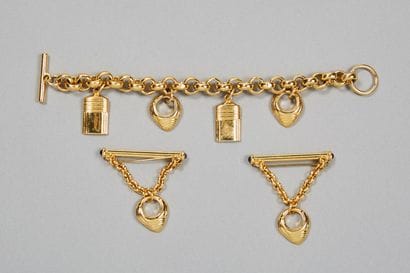 BOUCHERON PARFUMS
BRACELET charm's in gilded...