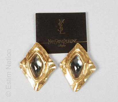 Yves Saint LAURENT
IMPORTANT PAIR OF EAR...