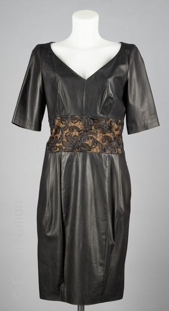 IVARSON PAR JIKI MONTE-CARLO
Dress in black...
