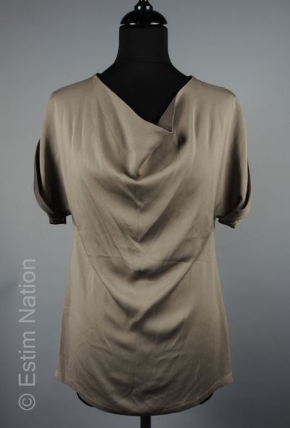 BAZAR CHRISTIAN LACROIX, MAX MARA, MARNI
Skirt...