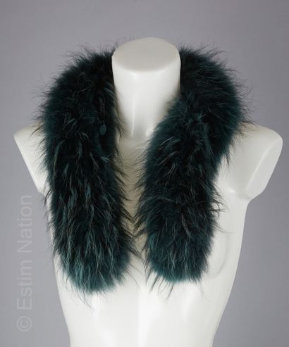 ANONYME
TWO NECKLACES: the first in rabbit,...