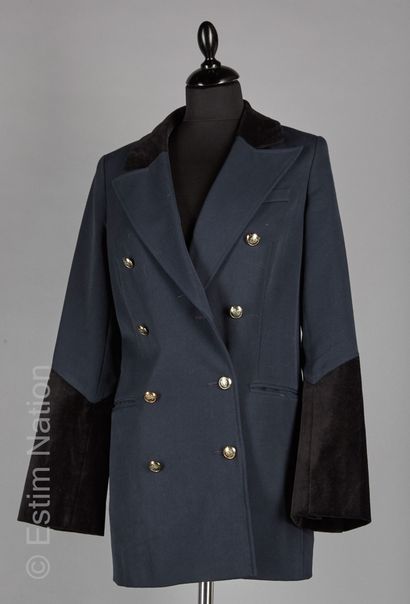 MILLIE MACINTOSH, ASOS, ZARA
BLAZER in navy...