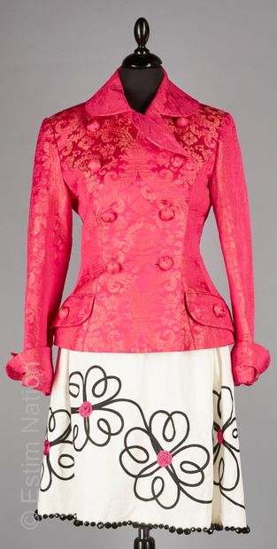 MOSCHINO CHEAP AND CHIC, PAULE KA
Skirt in...