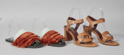 AVRIL GAU, ACUJI
PAIR OF GOLD LEATHER SANDALS...