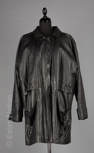 J. DIAS
AMPLE COAT in black leather with...