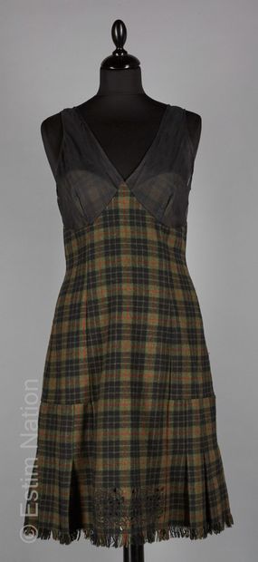 JEAN'S PAUL GAULTIER
Fringed wool tartan...